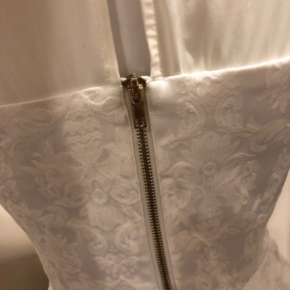 Beautiful ivory dress worn once - Picture 5 of 6